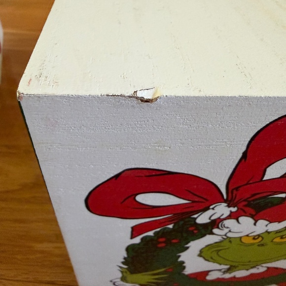 Grinch Who Stole Christmas Nesting Stacking Boxes and Grinch Plush Stuffy - Picture 15 of 15